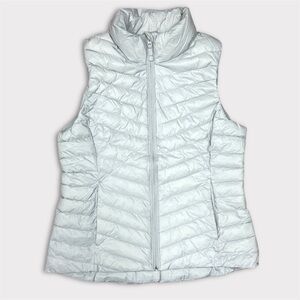 Old Navy Active Water-Resistant Packable Puffer Vest Silver Gray Size M NWOT